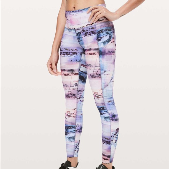 Lululemon Fast & Free Leggings - Picture 2 of 7